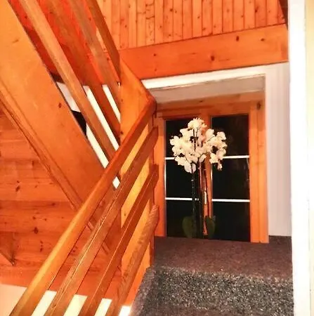 Semesterbostad Hoeflihaus, *